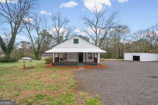 802 E McIntosh Road, Griffin, GA 30223