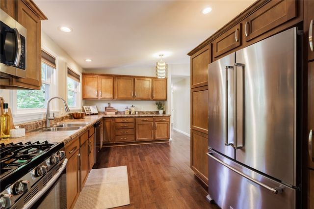 278 Colorado Drive, Webster, NY 14580