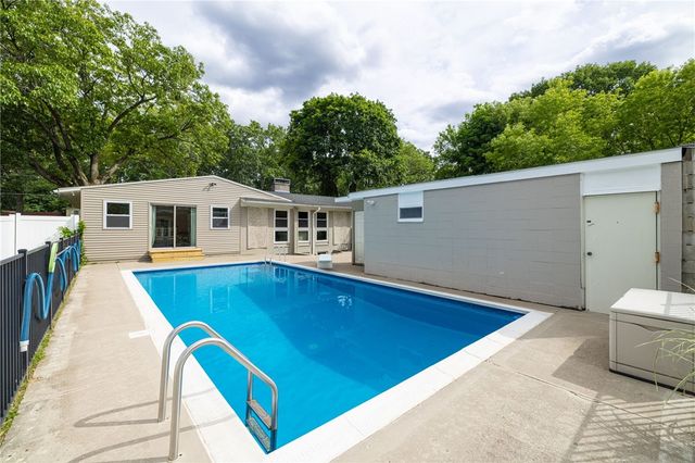 278 Colorado Drive, Webster, NY 14580