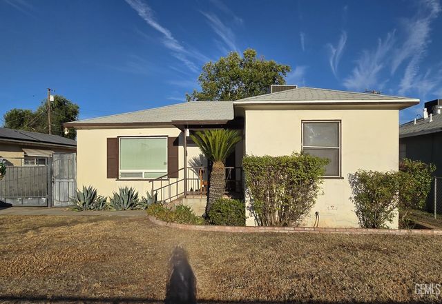 1339 Castaic Avenue, Bakersfield, CA 93308