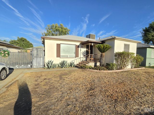 1339 Castaic Avenue, Bakersfield, CA 93308