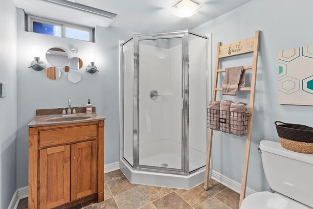 2106 Shallowford Drive, Valparaiso, IN 46383