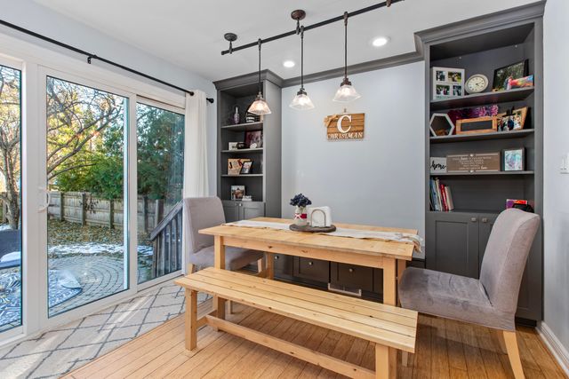 2106 Shallowford Drive, Valparaiso, IN 46383