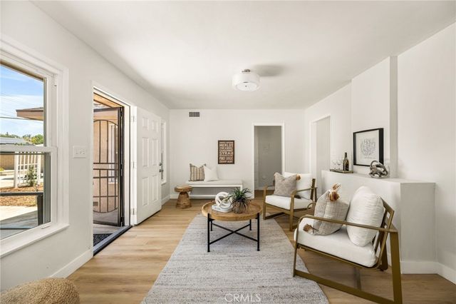 17821 Fairhaven Avenue, North Tustin, CA 92705