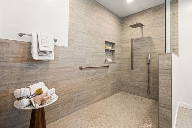 17821 Fairhaven Avenue, North Tustin, CA 92705