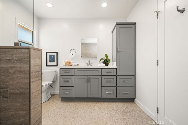 17821 Fairhaven Avenue, North Tustin, CA 92705