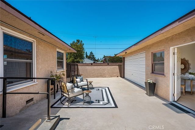 17821 Fairhaven Avenue, North Tustin, CA 92705