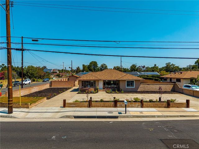 17821 Fairhaven Avenue, North Tustin, CA 92705