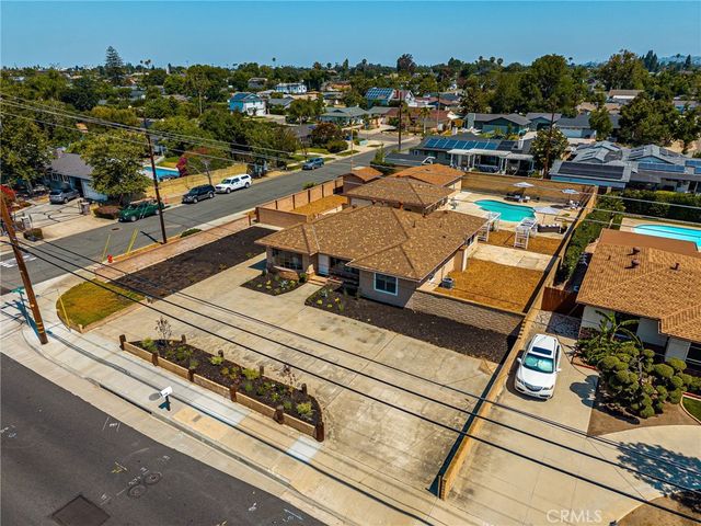 17821 Fairhaven Avenue, North Tustin, CA 92705