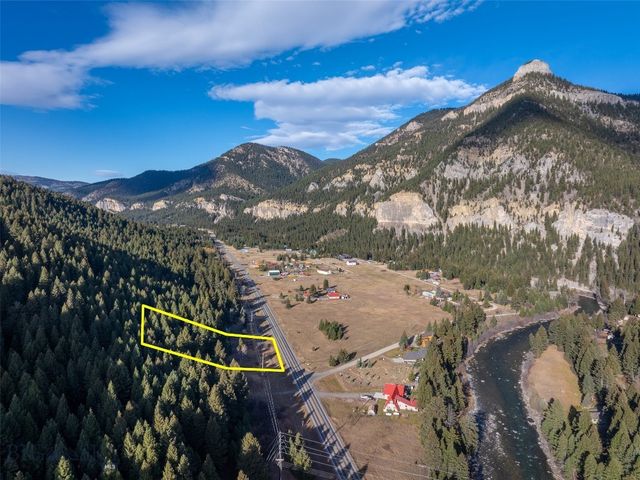 29 Old Hell Roaring Trail, Gallatin Gateway, MT 59730