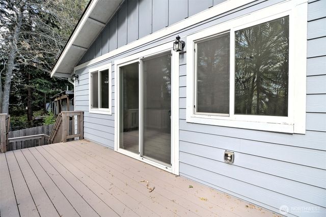 150 E Panorama Drive, Shelton, WA 98584