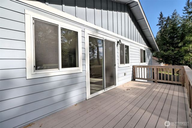 150 E Panorama Drive, Shelton, WA 98584
