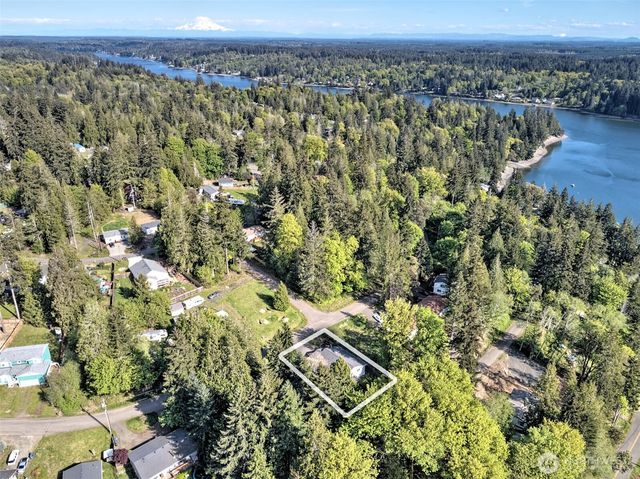 150 E Panorama Drive, Shelton, WA 98584