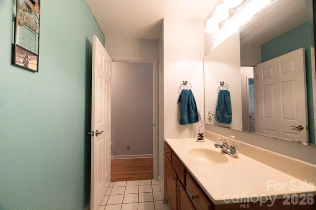 2827 Hollybrook Lane, Morganton, NC 28655