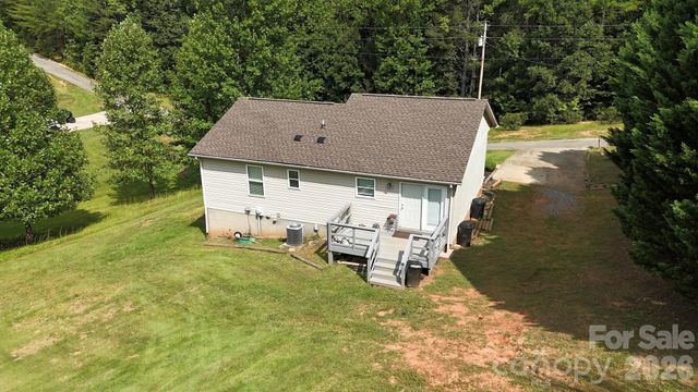 2827 Hollybrook Lane, Morganton, NC 28655