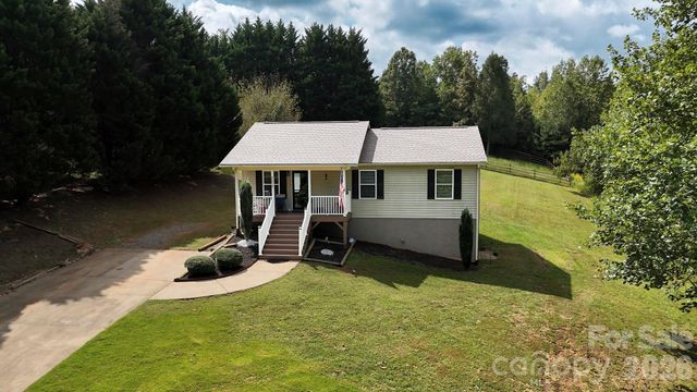 2827 Hollybrook Lane, Morganton, NC 28655