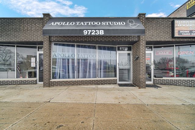 9725 Southwest Highway, Oak Lawn, IL 60453