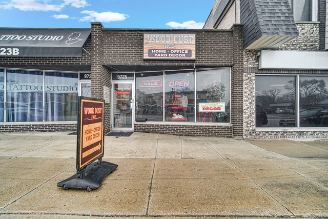 9725 Southwest Highway, Oak Lawn, IL 60453