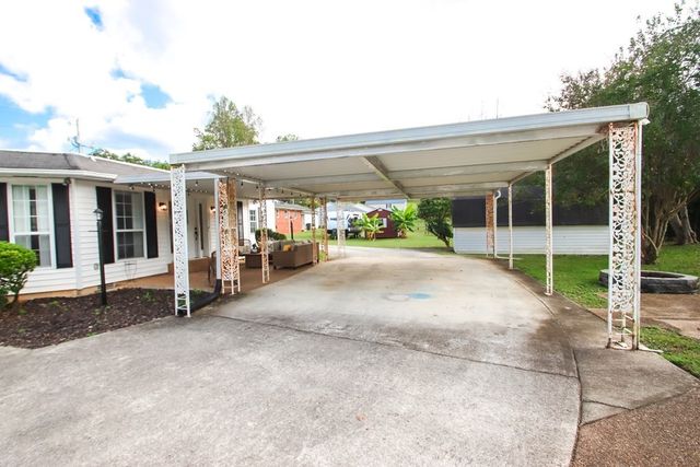 319 Mount View Dr, Sparta, TN 38583