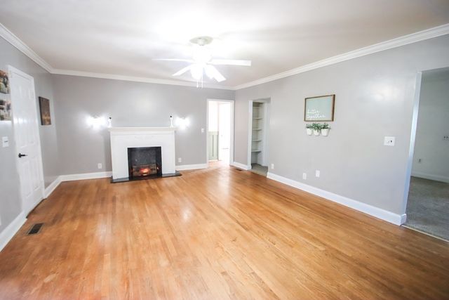 319 Mount View Dr, Sparta, TN 38583