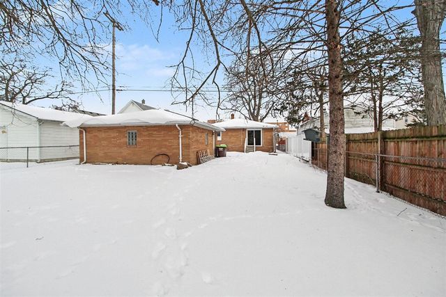 230 E Grove Street, Monroe, MI 48162