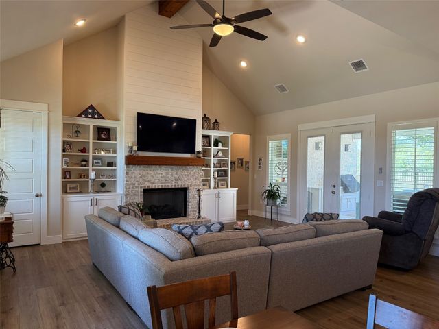 130 Demonbreun Court, Chico, TX 76431