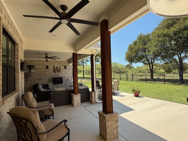 130 Demonbreun Court, Chico, TX 76431