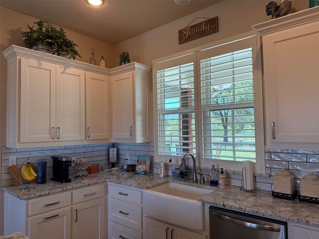 130 Demonbreun Court, Chico, TX 76431