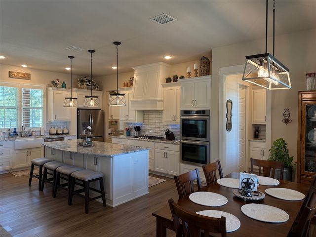 130 Demonbreun Court, Chico, TX 76431