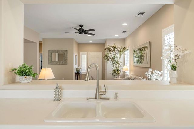 78638 Hampshire Avenue, Palm Desert, CA 92211