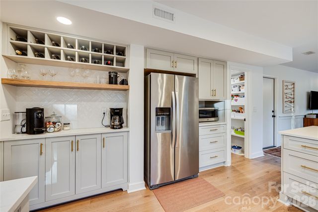 7335 Connan Lane, Charlotte, NC 28226