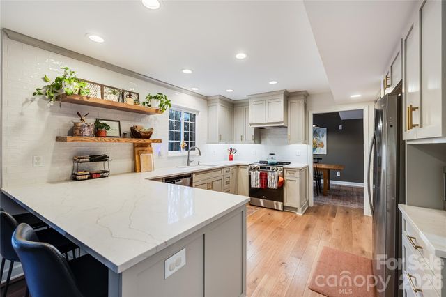 7335 Connan Lane, Charlotte, NC 28226