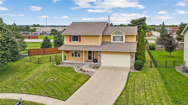 6628 Monticello Court, Johnston, IA 50131