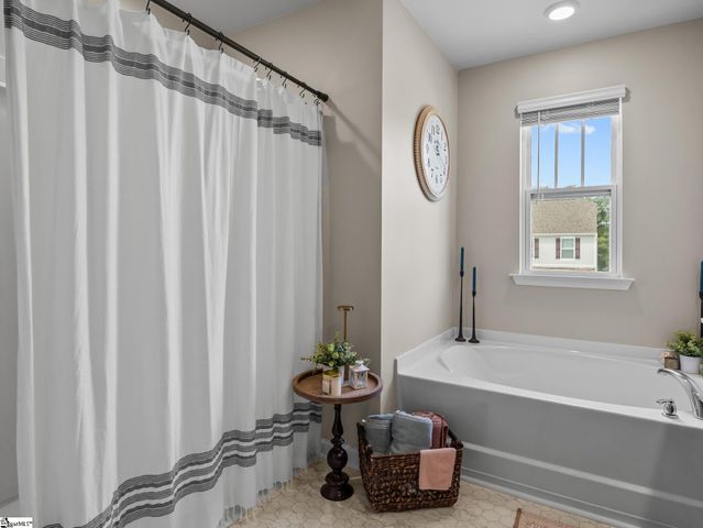 4345 Remington Avenue, Boiling Springs, SC 29316