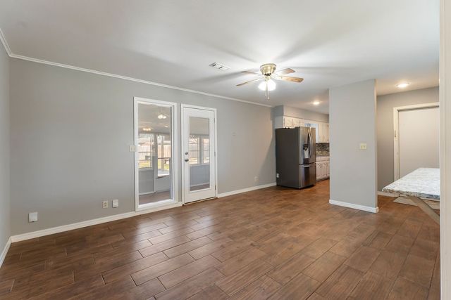 1311 Royal Drive, Bentonville, AR 72712