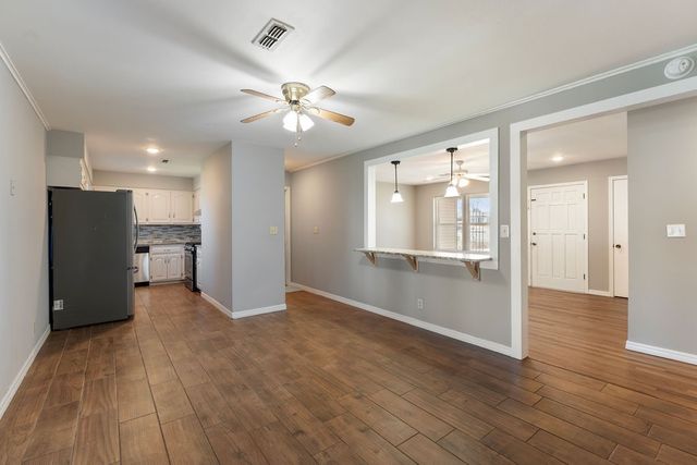 1311 Royal Drive, Bentonville, AR 72712