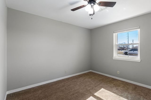 1311 Royal Drive, Bentonville, AR 72712