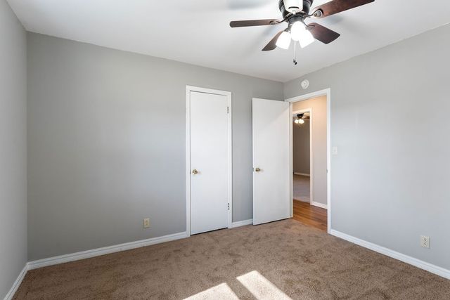 1311 Royal Drive, Bentonville, AR 72712