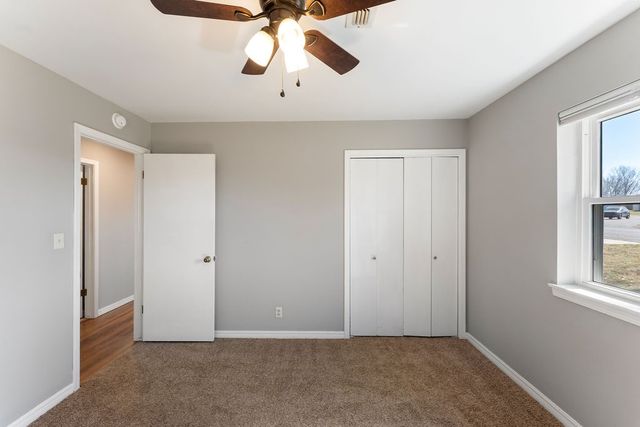 1311 Royal Drive, Bentonville, AR 72712