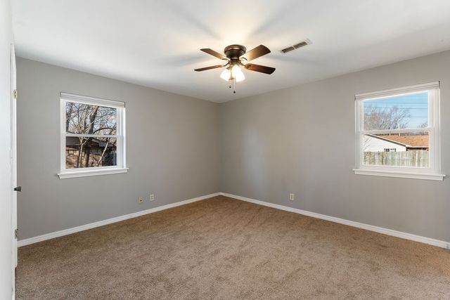 1311 Royal Drive, Bentonville, AR 72712