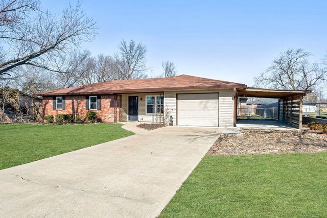 1311 Royal Drive, Bentonville, AR 72712