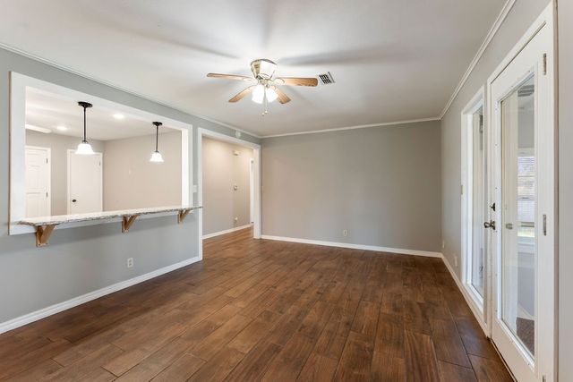 1311 Royal Drive, Bentonville, AR 72712