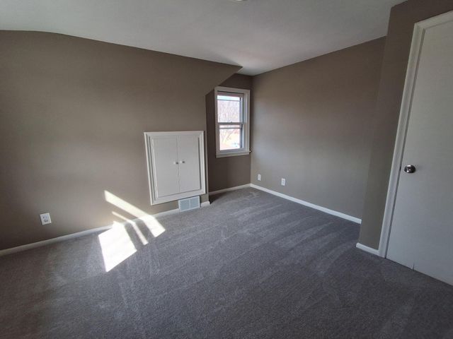 3649 Regent Avenue N, Robbinsdale, MN 55422