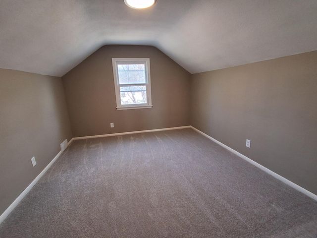 3649 Regent Avenue N, Robbinsdale, MN 55422