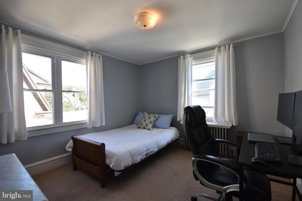 108 GLADSTONE RD, Lansdowne, PA 19050