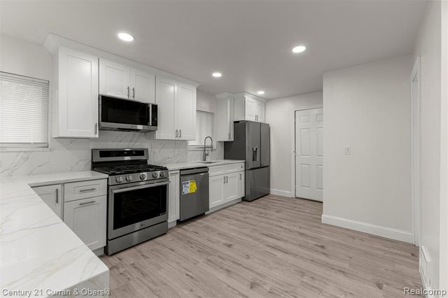 11276 Pardee Road, Taylor, MI 48180