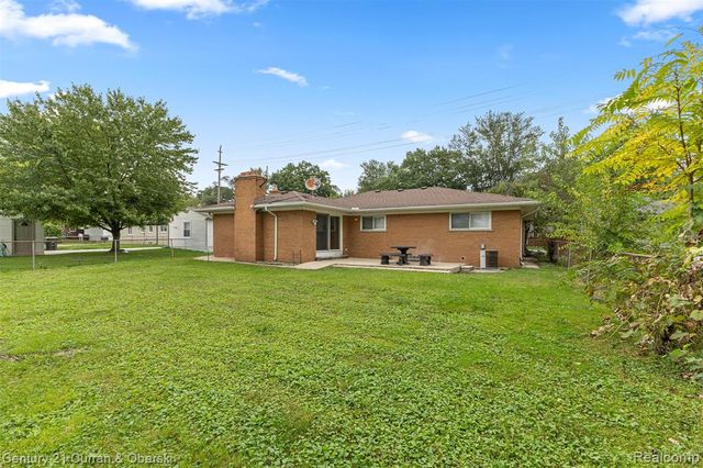 11276 Pardee Road, Taylor, MI 48180