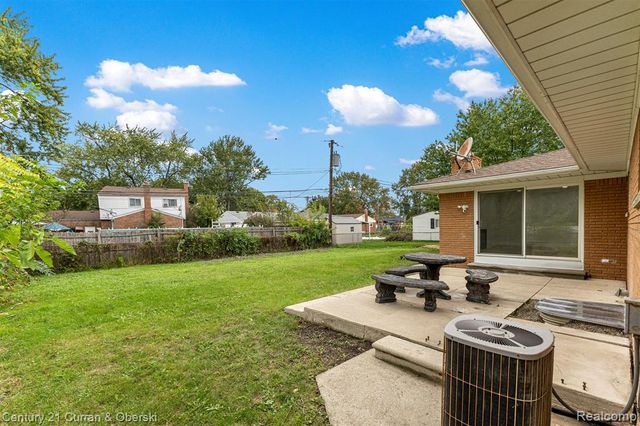11276 Pardee Road, Taylor, MI 48180