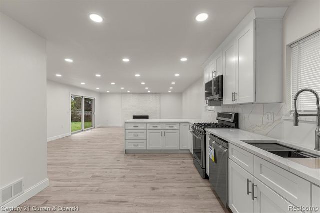 11276 Pardee Road, Taylor, MI 48180