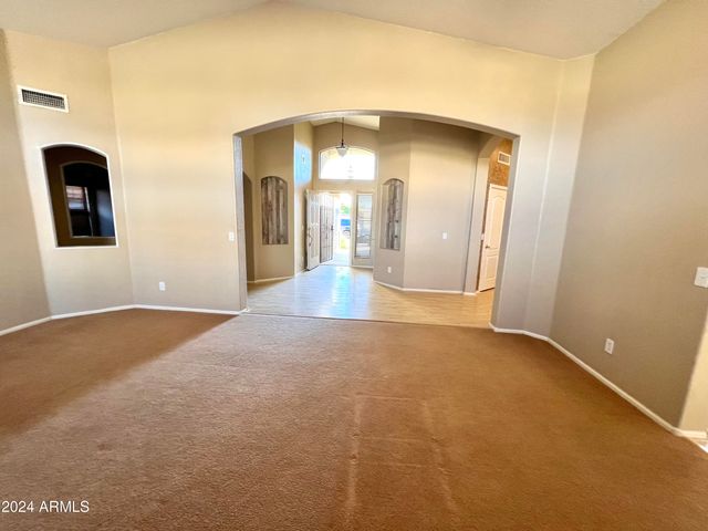 11210 E Pronghorn Avenue, Mesa, AZ 85212